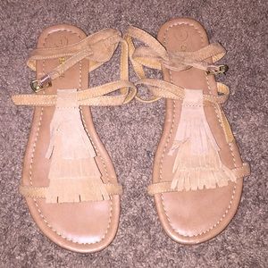Light brown sandals ❤️